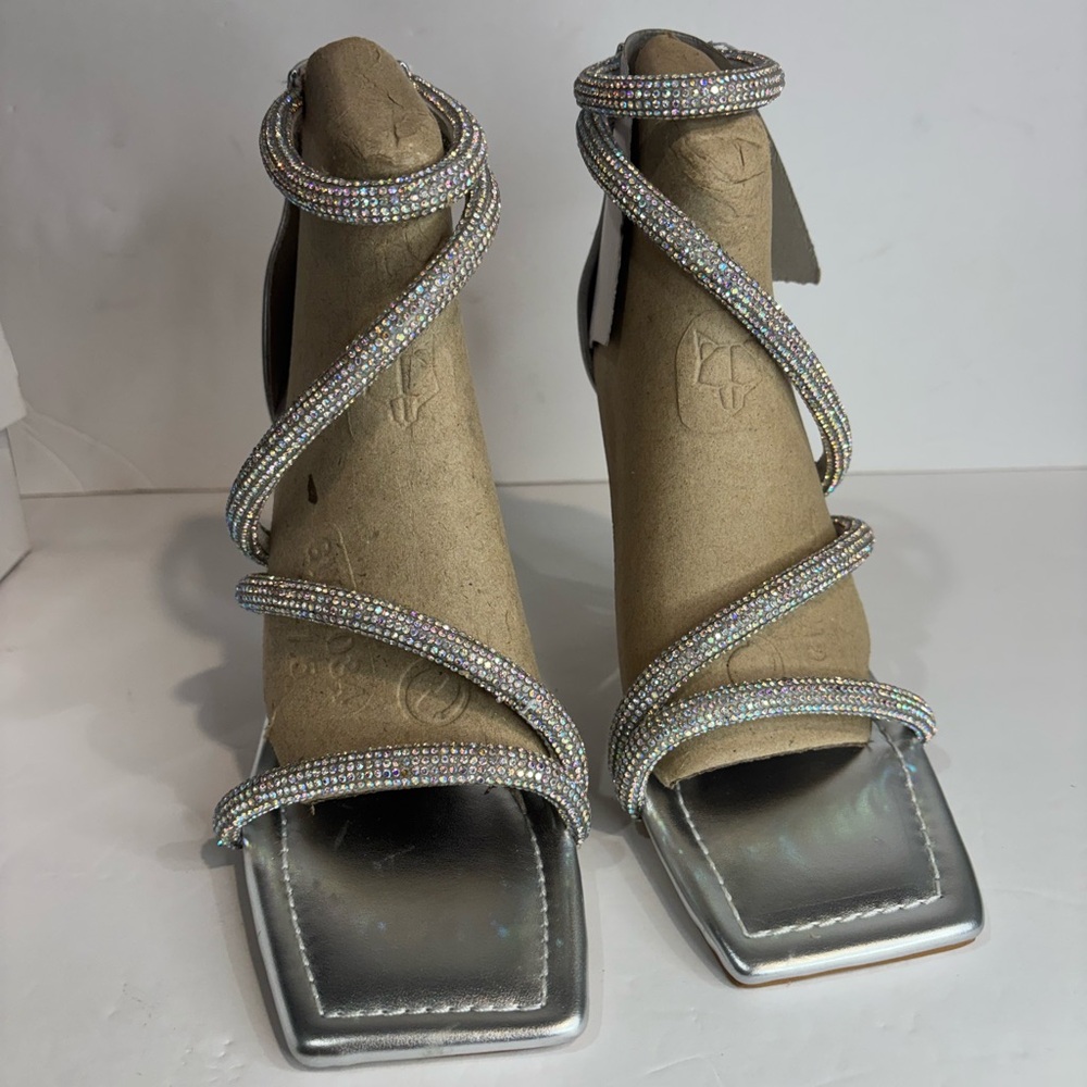 Guess Lalali sliver heels